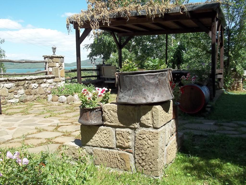 Ferienhaus T'asprolithia